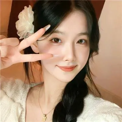 驱魔题材恐怖片《黑祭司们》姜栋元：恶灵附体，韩国天主教神父的极限驱魔战